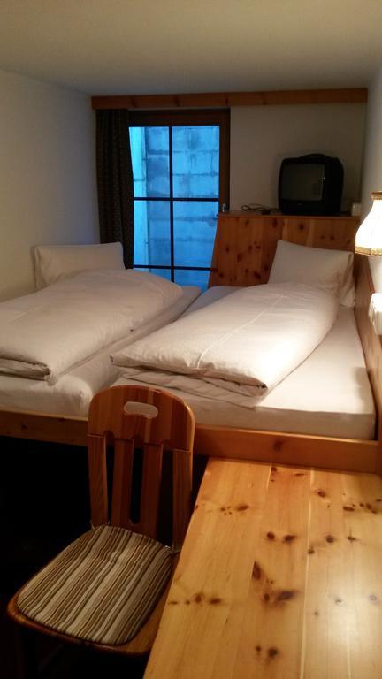 Hotel Garni Alpenrose อิสชเกิล ภายนอก รูปภาพ