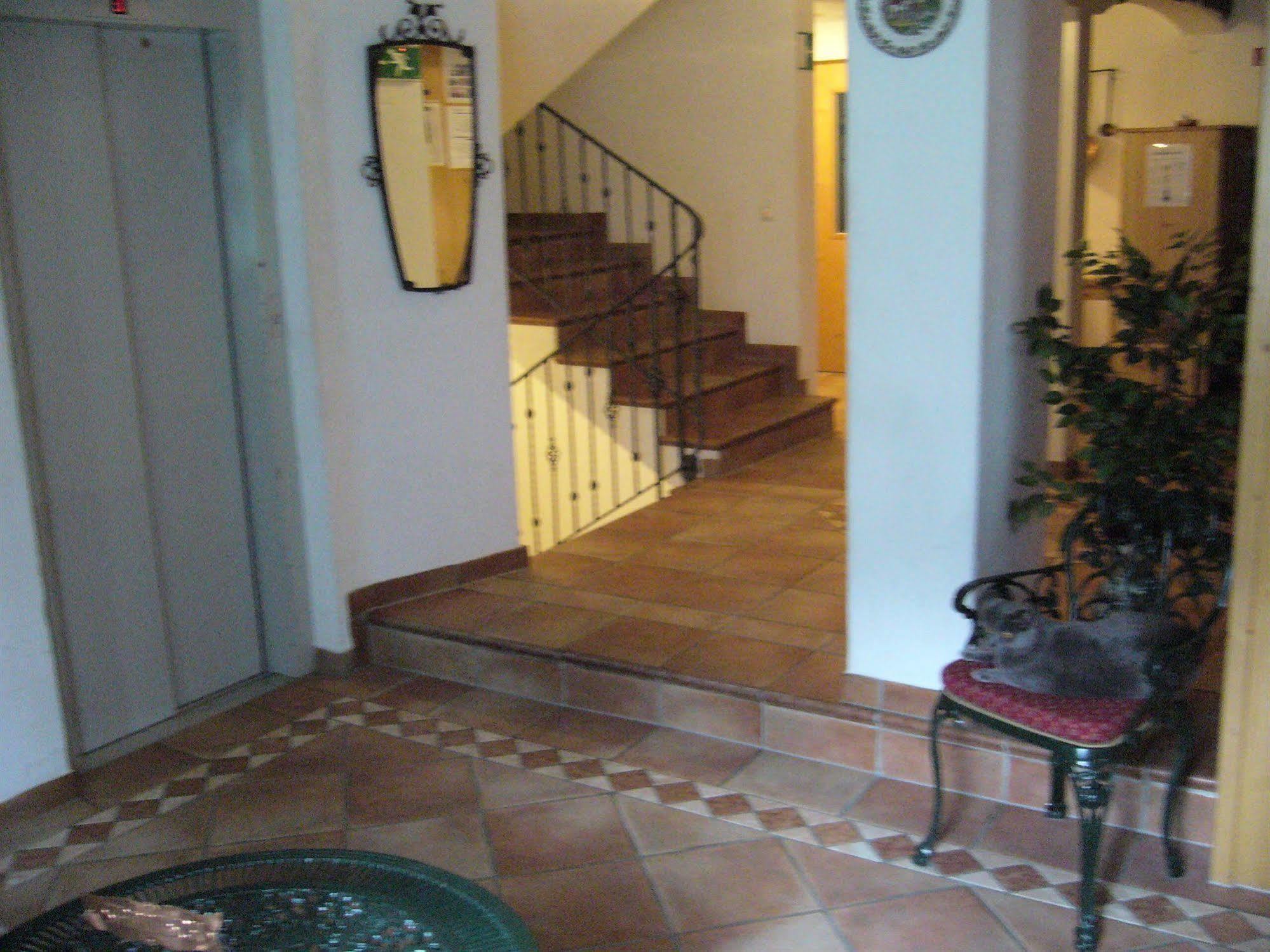 Hotel Garni Alpenrose อิสชเกิล ภายนอก รูปภาพ